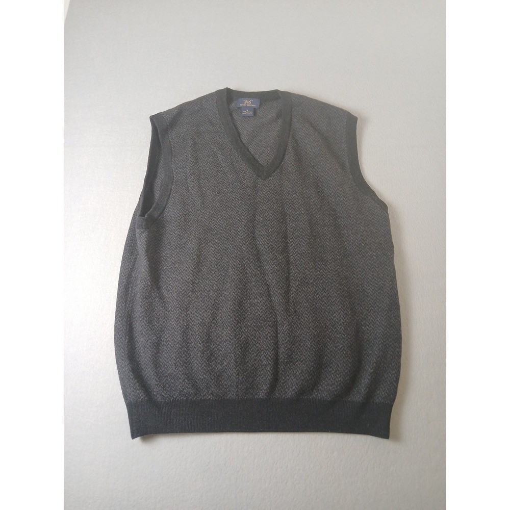 Brooks Brothers 346 100% Merino Wool Geometric Sweater Vest Men's Medium Gray!